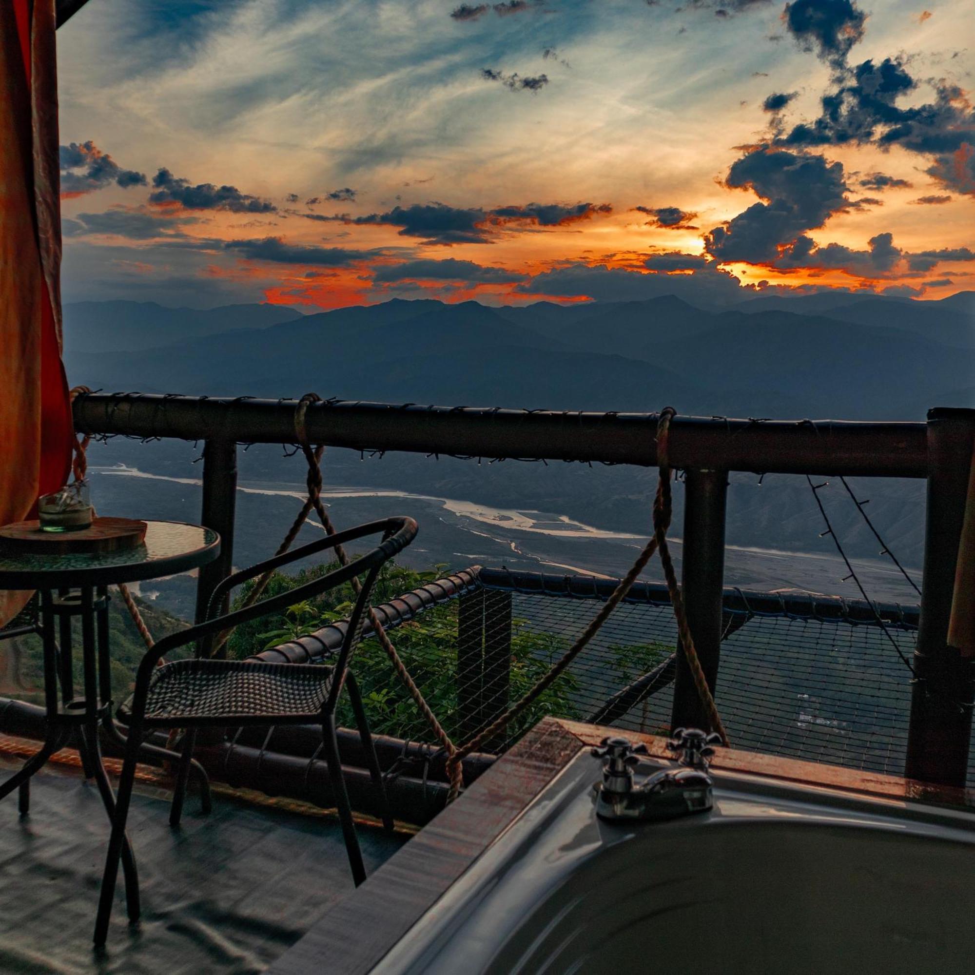 Glamping Mirador Santa Fe-Sopetran Sopetrán Exterior foto